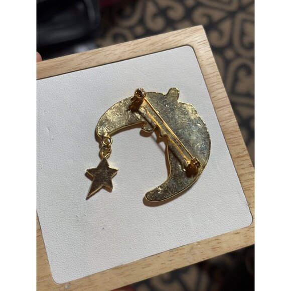 Moon Shaped Gold & White Brooch With Star Charm & Rhinestone Accent - Picture 3 of 6